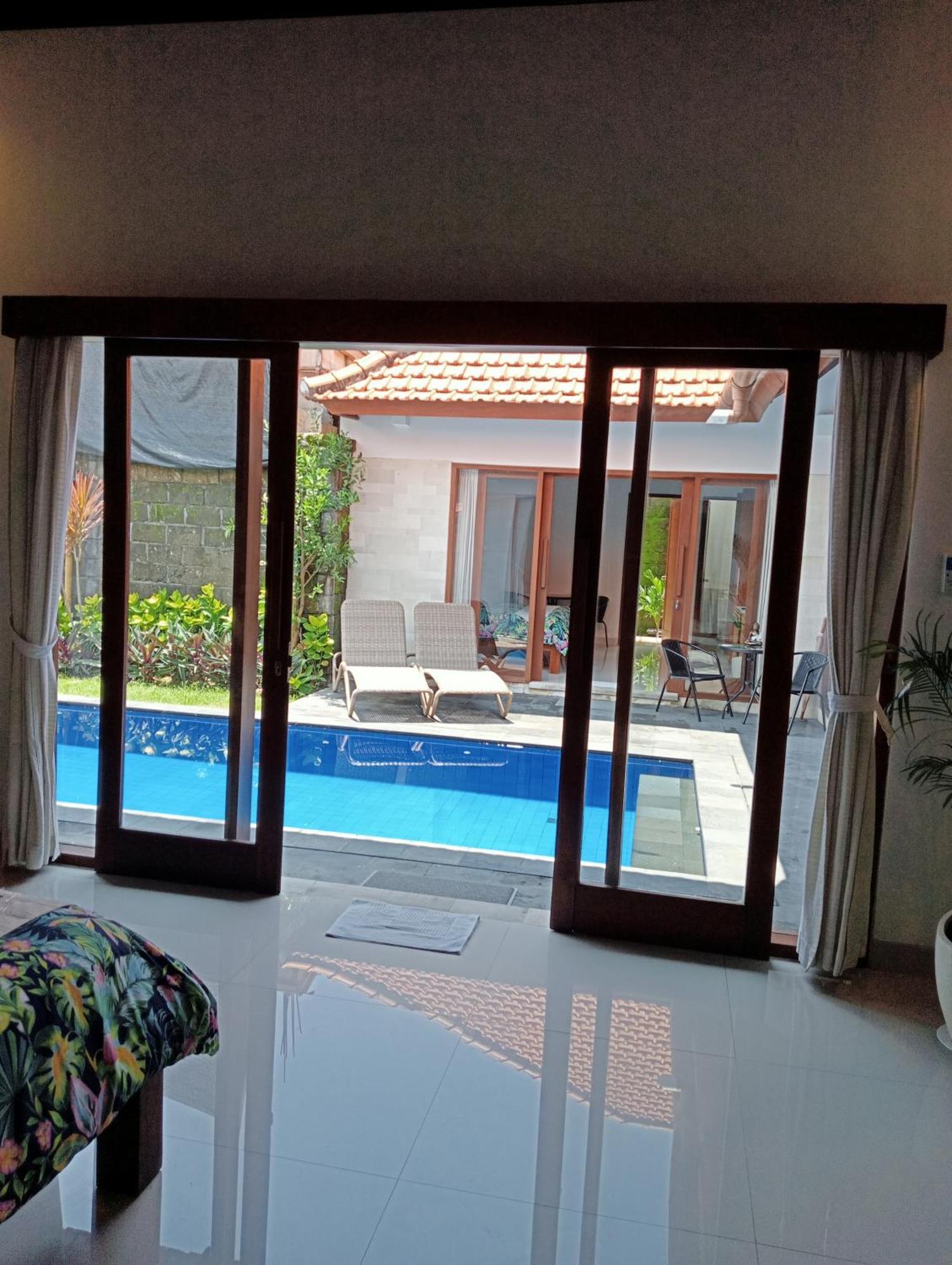 Pondok Indah Villa Ujung Exterior photo