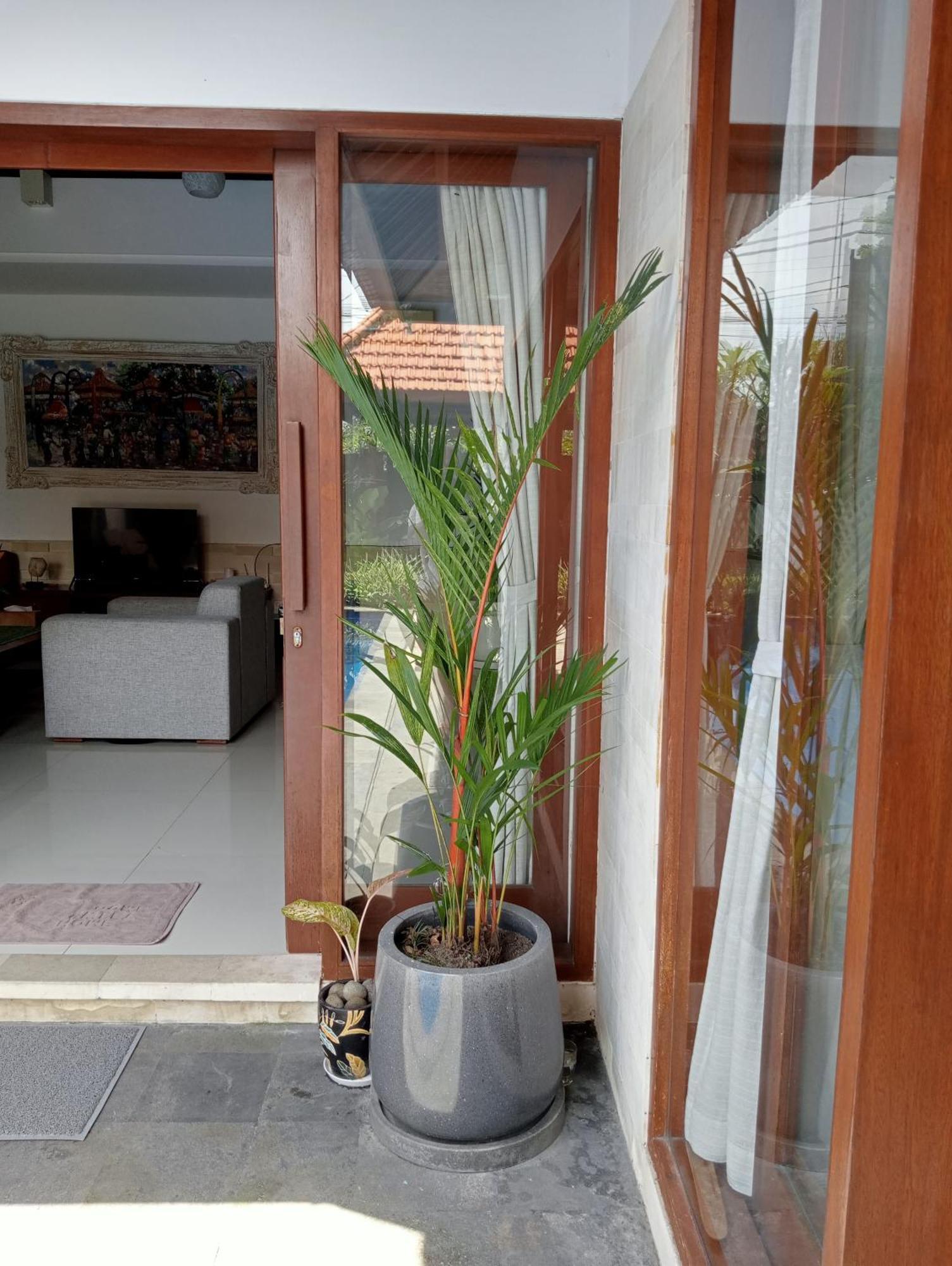 Pondok Indah Villa Ujung Exterior photo