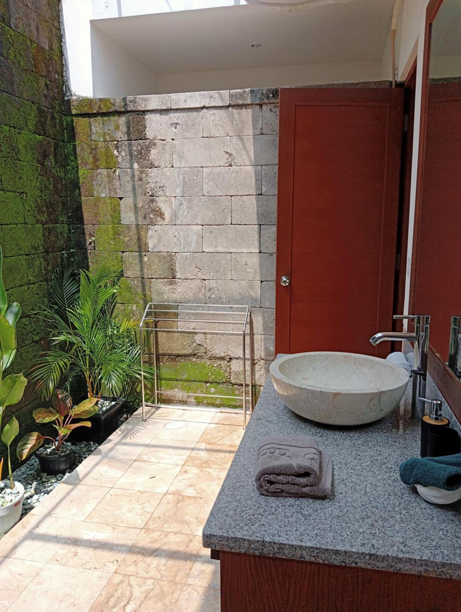 Pondok Indah Villa Ujung Exterior photo
